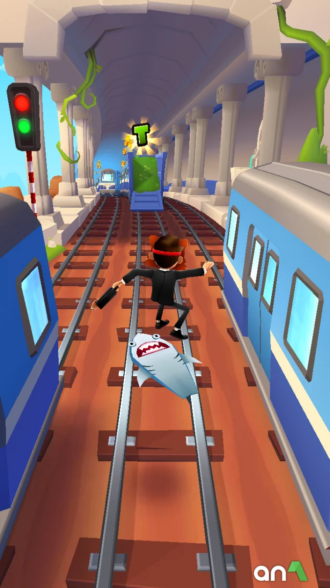 Subway Surfers gameplay screenshot 2